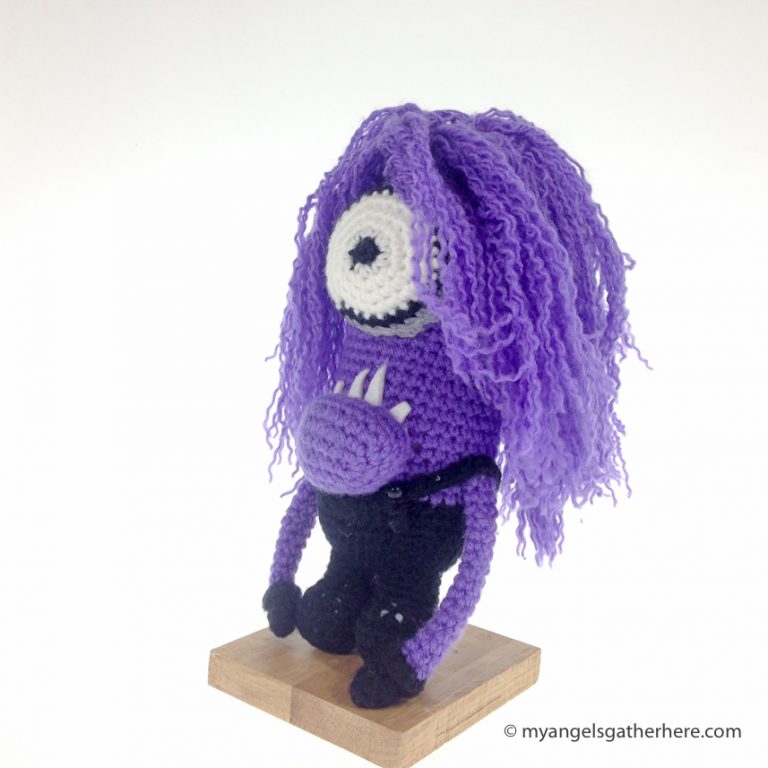 plush purple minion